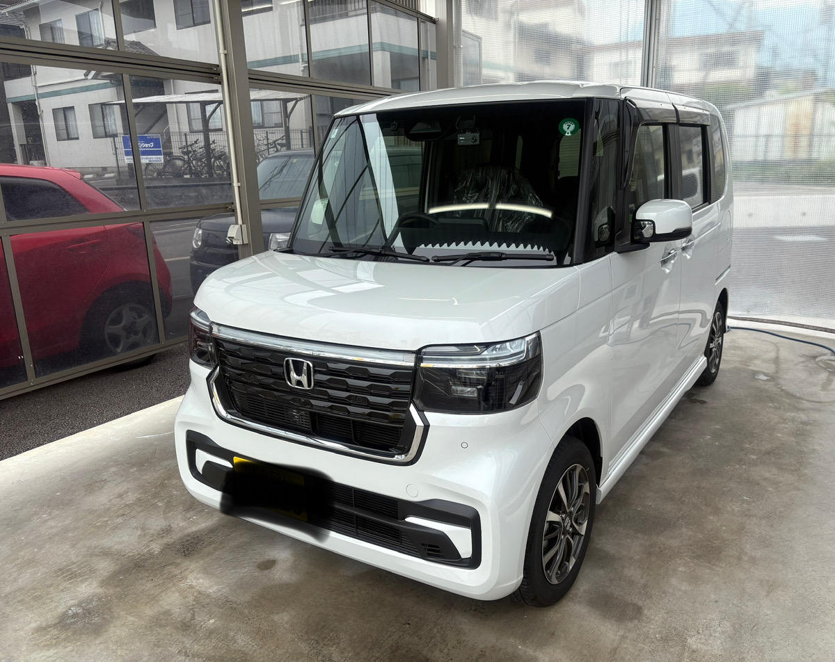 N-BOXカスタム　エコダイヤキーパーBメンテナンス施工